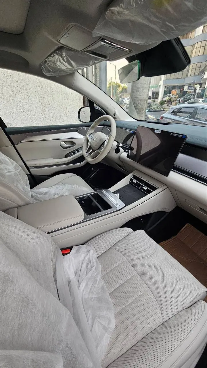 2025 BYD Tang Exclusive Electric SUV – photo 6
