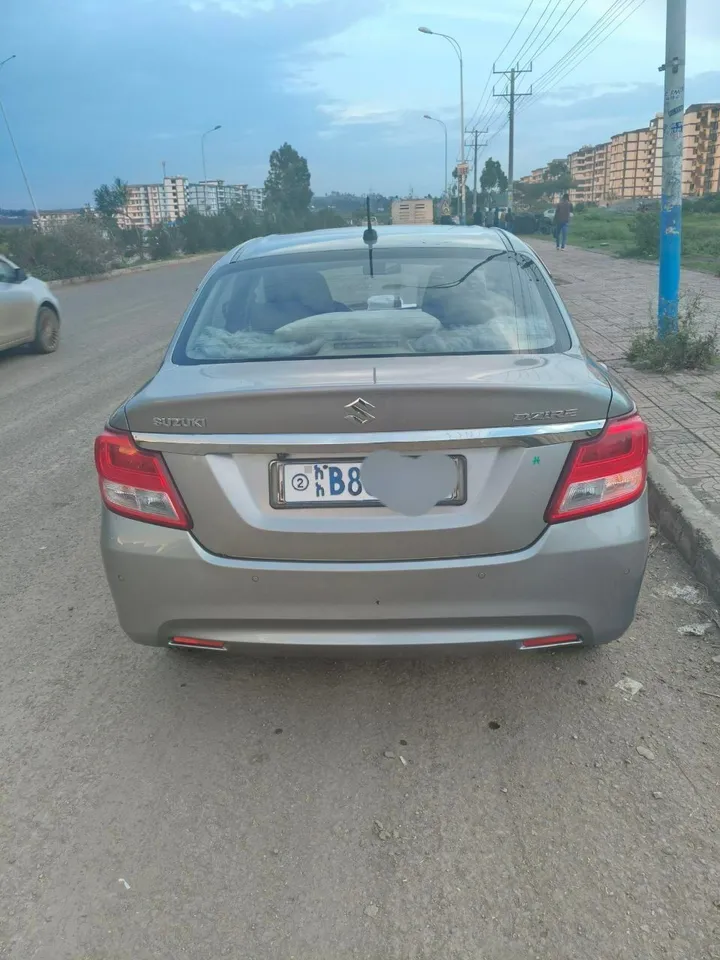 Suzuki Dzire 2021 Automatic – photo 3