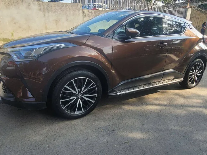 Toyota C-HR 2018 1.2T AWD – photo 4
