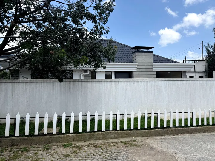 Modern Villa House 210 sqm – photo 4