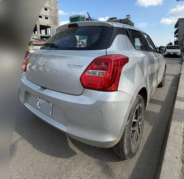 Suzuki Swift 2022 Full Option – photo 3