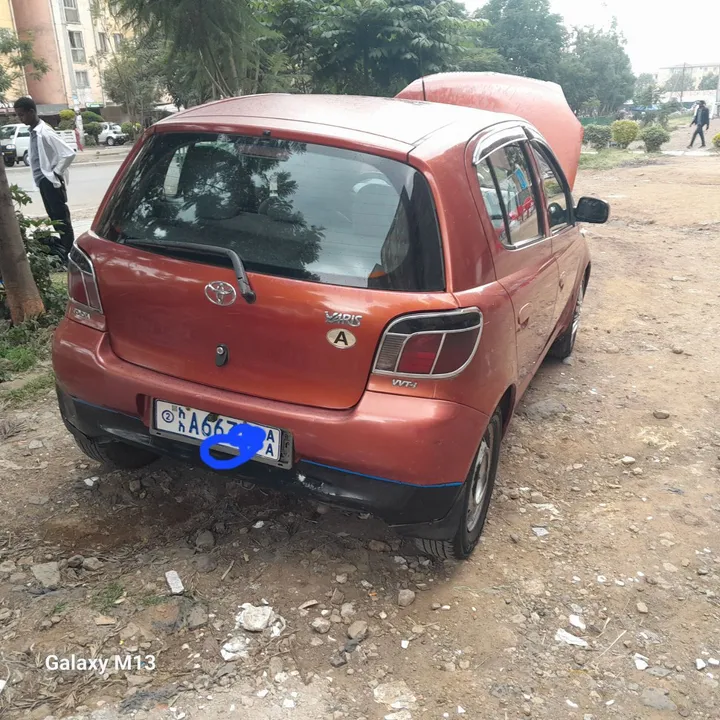 Toyota Vitz 2001 Automatic 1.0L – photo 3