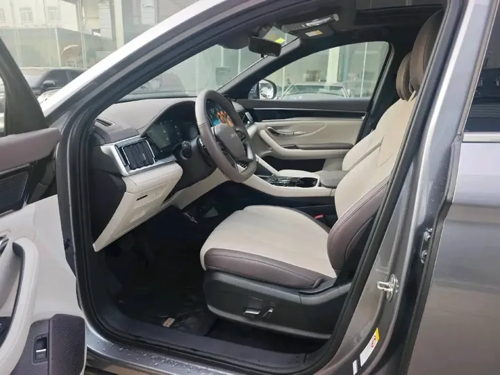 BYD Song Plus DM-I Flagship – photo 7