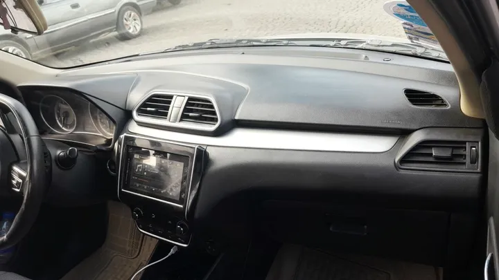 Suzuki Dzire 2022 Automatic – photo 4