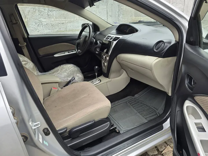 Toyota Yaris Belta 2008 Automatic – photo 6