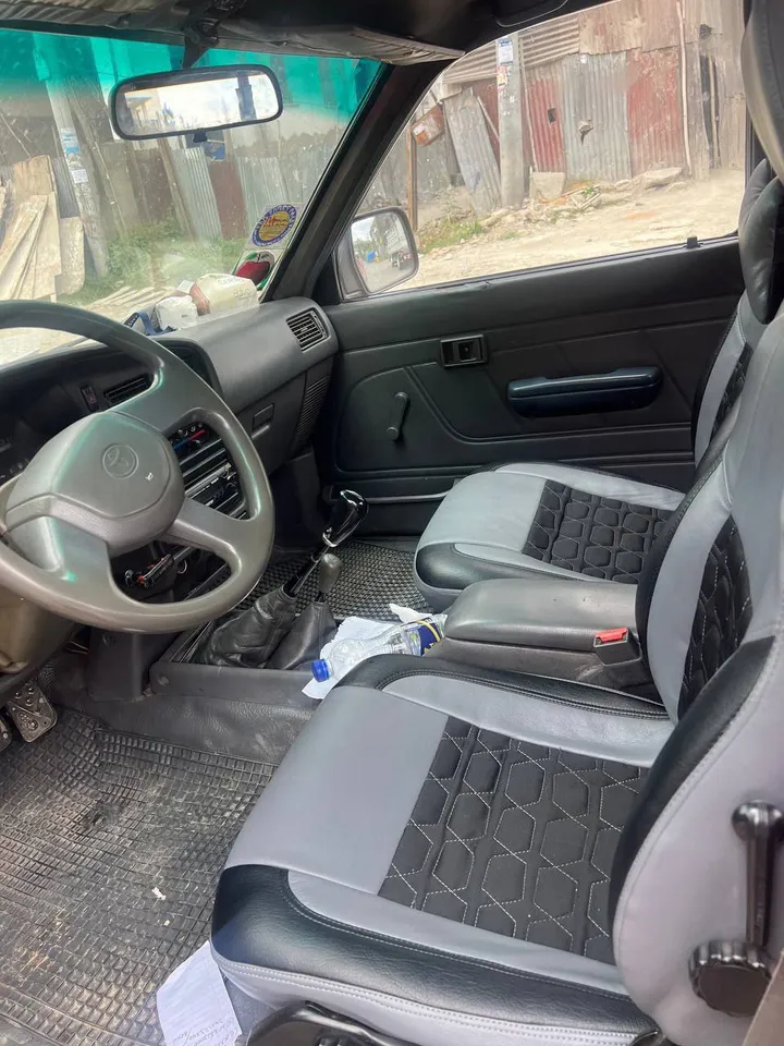 Toyota Hilux 1994 Diesel 4WD – photo 3