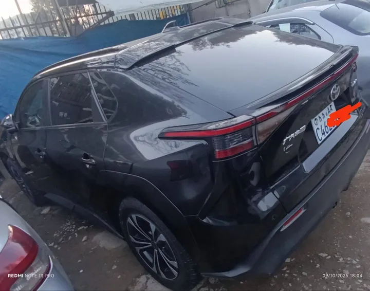 Toyota bZ4X EV 2022 Crossover – photo 6