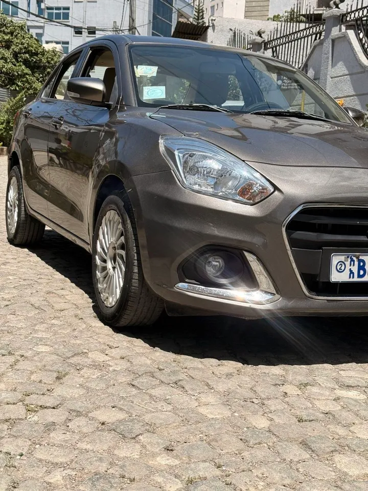 Suzuki Dzire 2022 Automatic – photo 8
