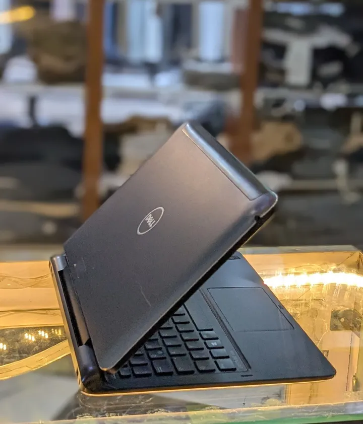 Dell 2-in-1 Detachable Celeron Laptop – photo 3