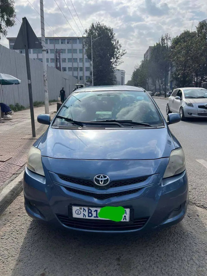 Toyota Yaris Sedan 2008 Manual – photo 3