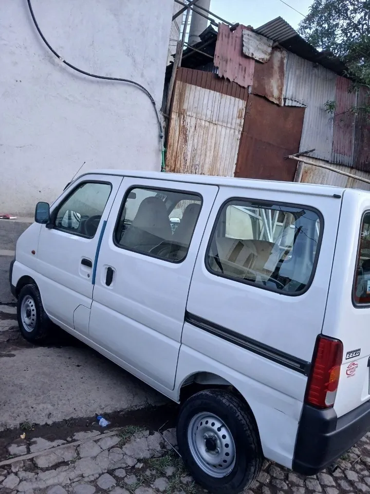 Suzuki EECO 2023 Manual Van – photo 5