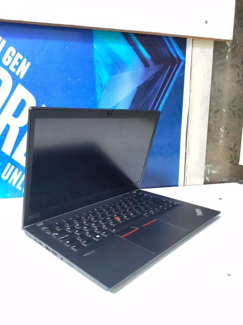 Lenovo P14s Ryzen 7 Laptop – photo 3