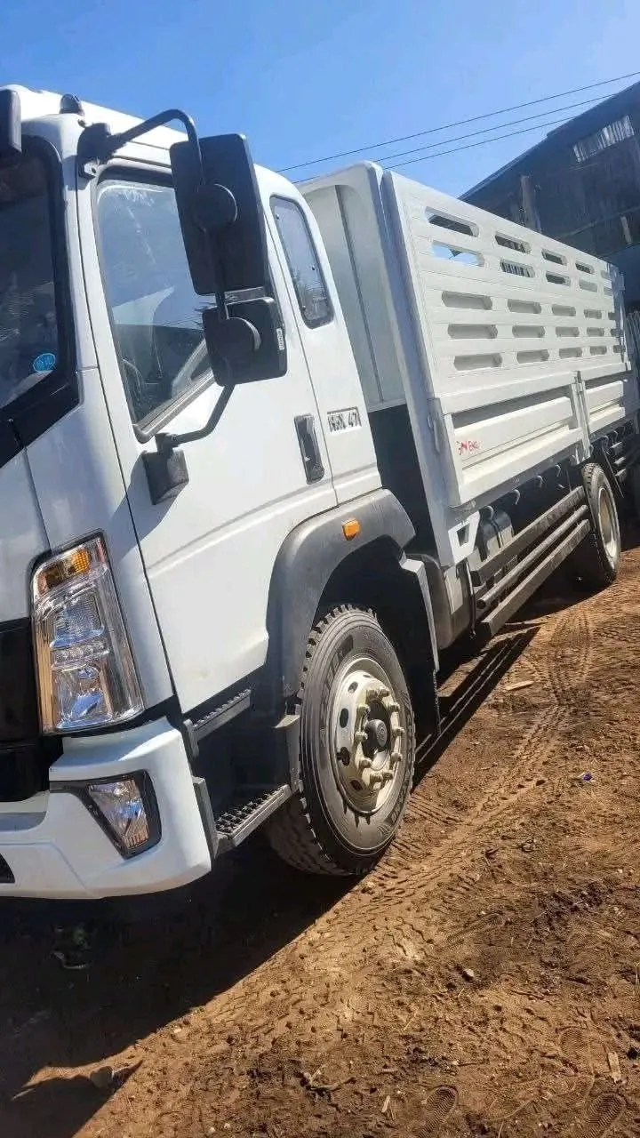 Sinotruk FSR Truck 2025 – photo 3