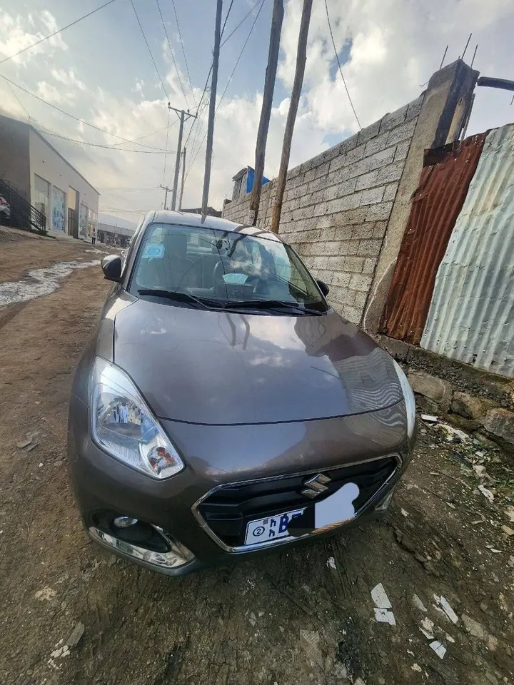 Suzuki Dzire 2021 Automatic – photo 4