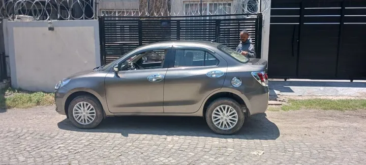 Suzuki Dzire 2022 Automatic – photo 6