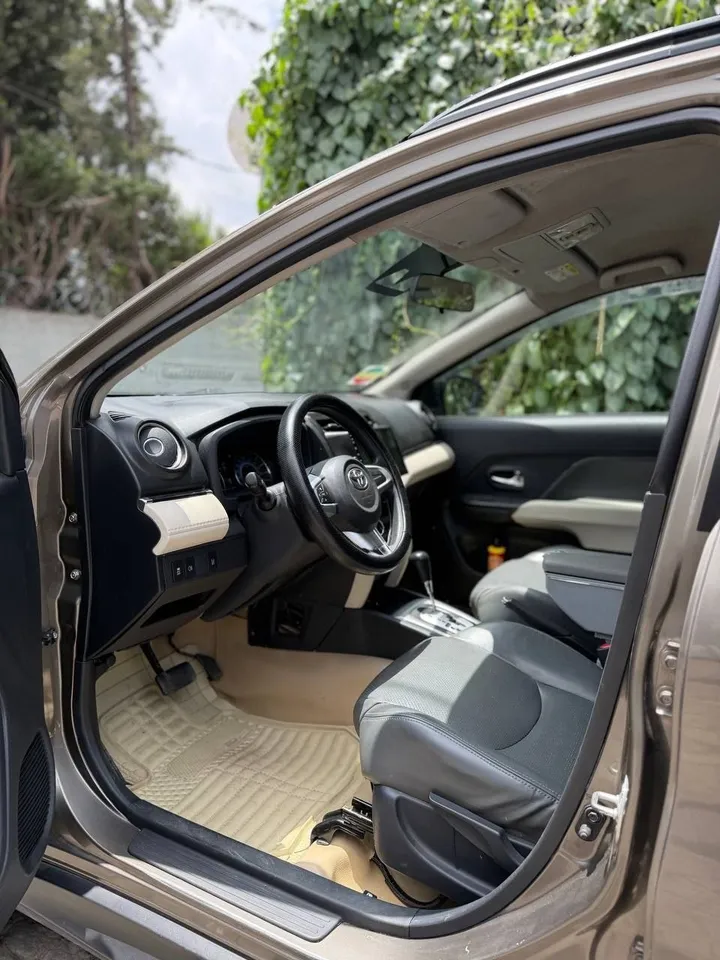 Toyota Rush G-Grade 2020 – photo 5