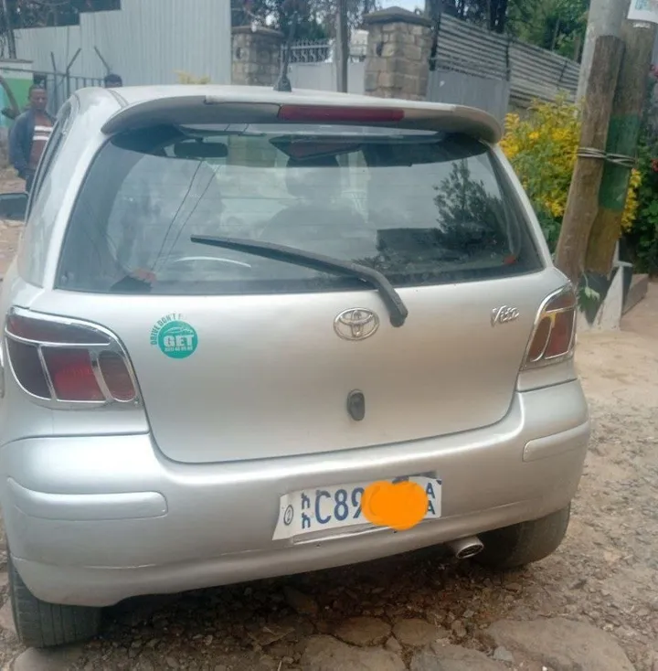 Toyota Vitz 2004 Automatic 1.0L – photo 3