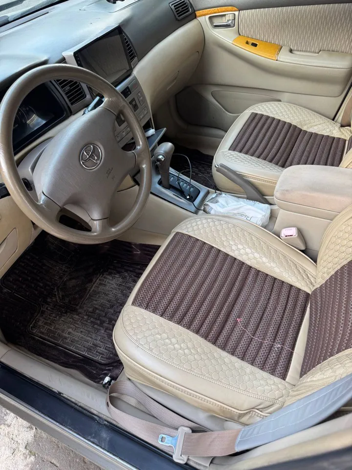 Toyota Corolla 2004 – photo 4