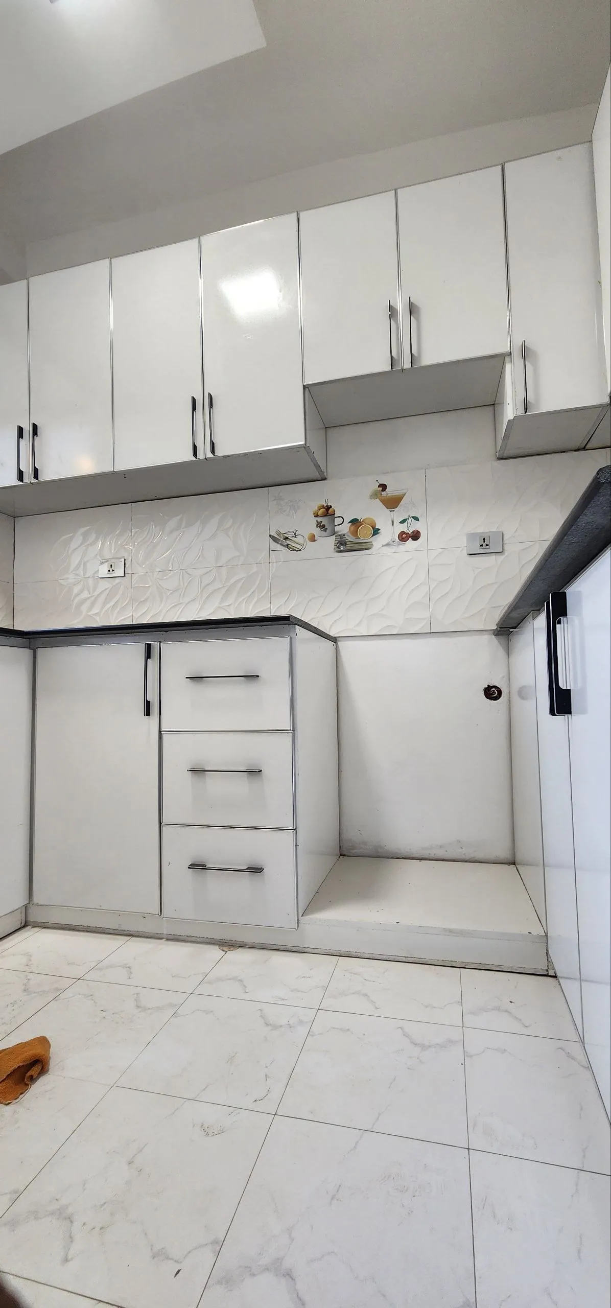 83 sqm 40/60 Apartment for Sale – photo 5