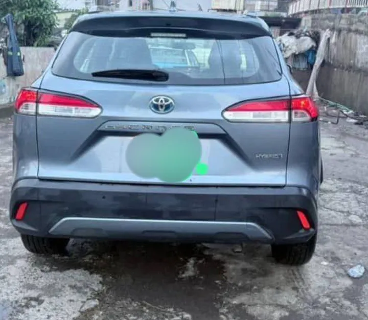 2023 Toyota Corolla Cross Hybrid – photo 6