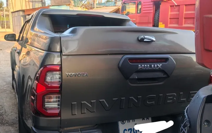 Toyota Hilux Invincible 2021 Diesel – photo 3