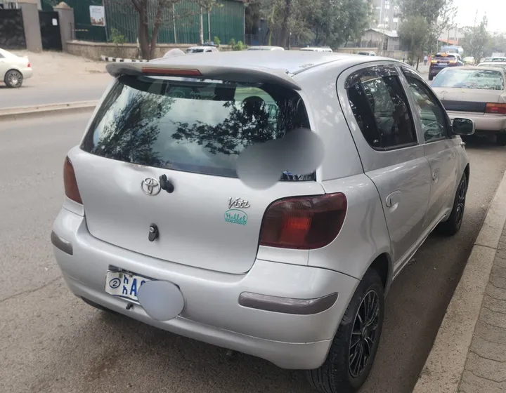 Toyota Vitz 2002 Automatic – photo 6