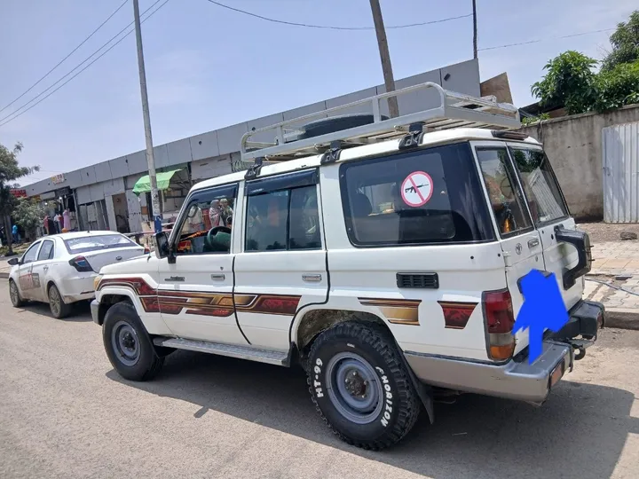 Toyota LandCruiser Mark II 2010 – photo 8