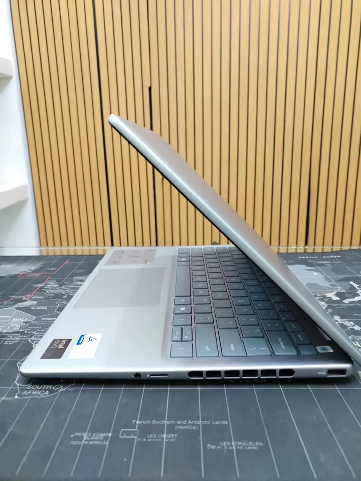 Dell Inspiron 14 Plus 7440 – photo 3