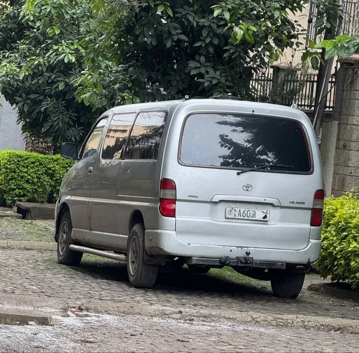 2007 Toyota Hiace Dolphin Diesel – photo 4