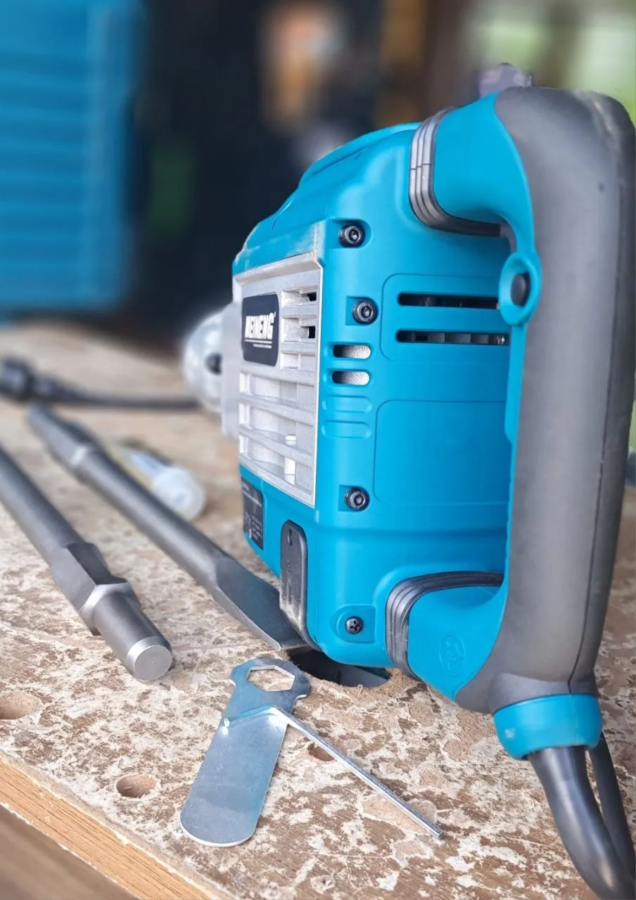 Makita Electric Jackhammer 2850W – photo 4