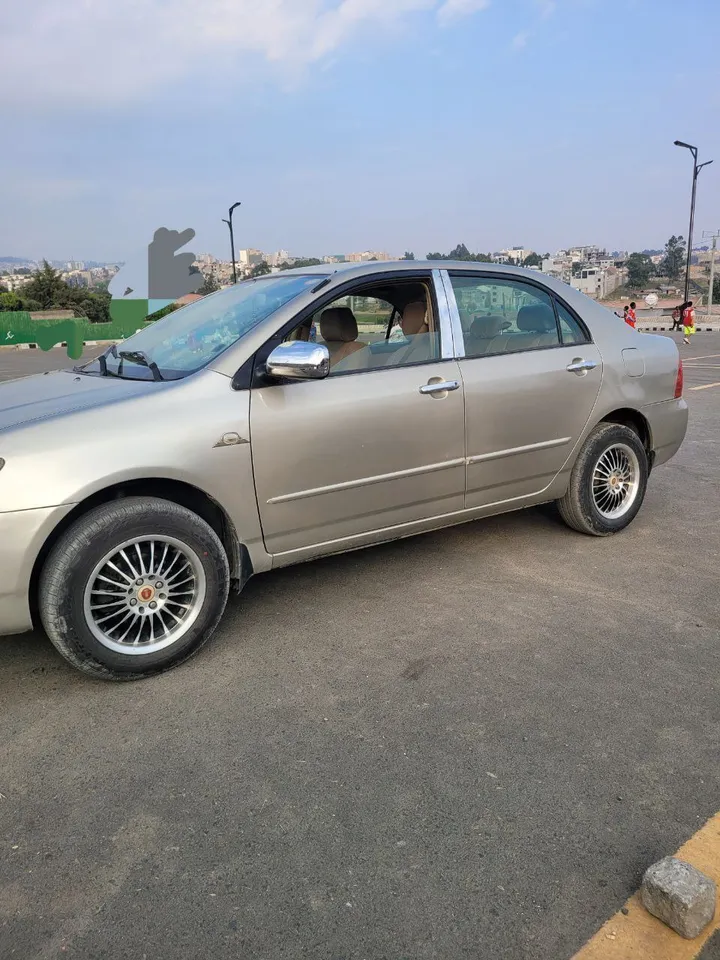 Toyota Corolla 2005 Automatic Sedan – photo 3