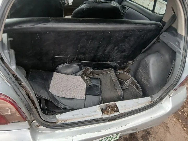 Toyota Vitz 2001 Automatic – photo 5