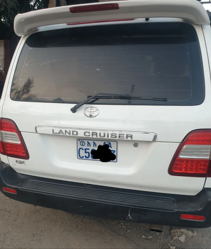 Toyota Land Cruiser 105 GX 2005 – photo 3