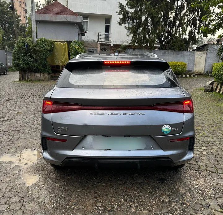 BYD E2 2025 Hatchback – photo 8