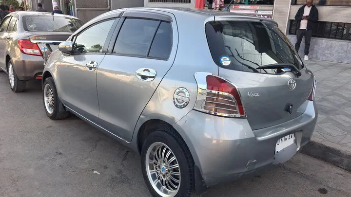 Toyota Yaris Compact 2008 Automatic – photo 8