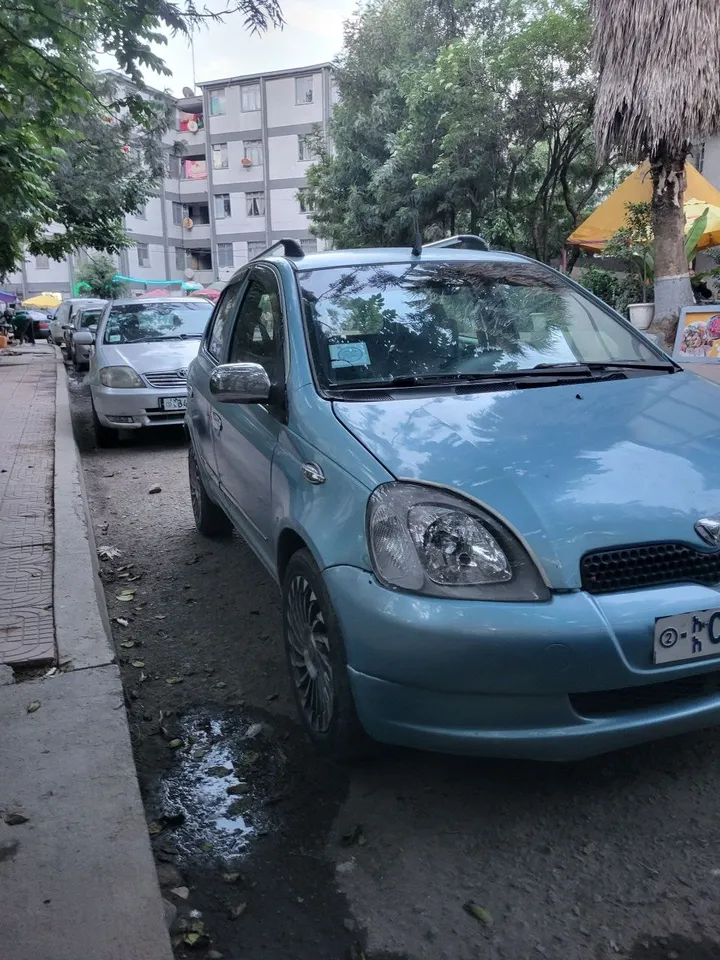Toyota Vitz 2001 – photo 4