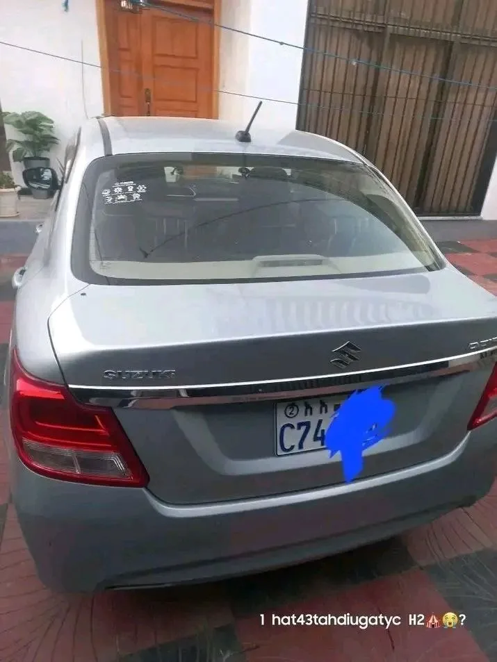 Suzuki Dzire 2024 Automatic – photo 3