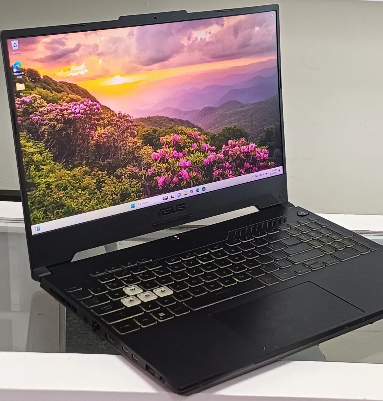 ASUS TUF Gaming Ryzen 7 Laptop – photo 6