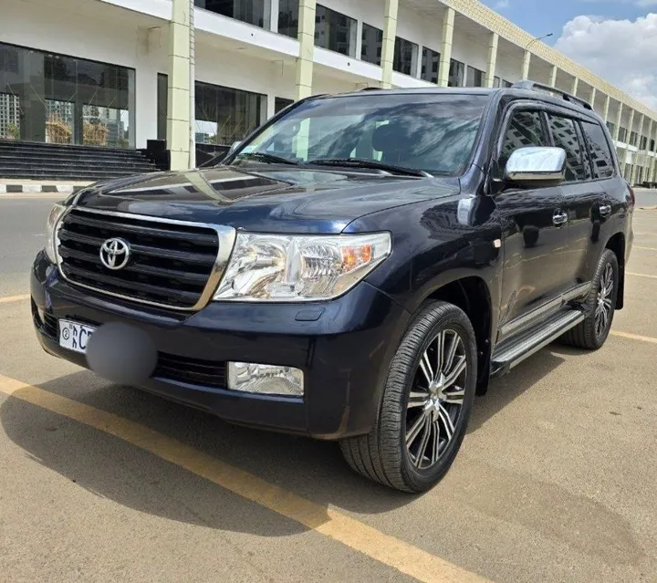 Toyota Land Cruiser V8 2010 – photo 6