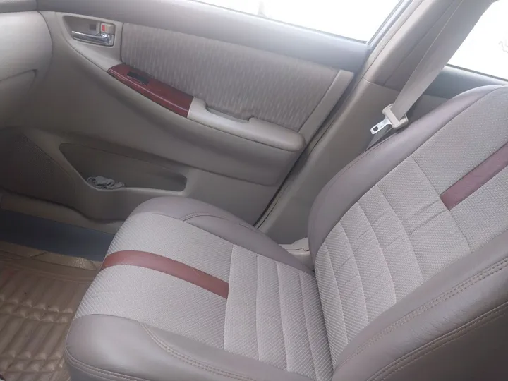 Toyota Corolla 2006 Automatic – photo 3