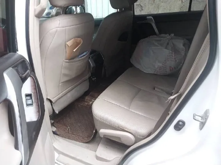 Toyota Landcruiser Prado 2010 Diesel – photo 5