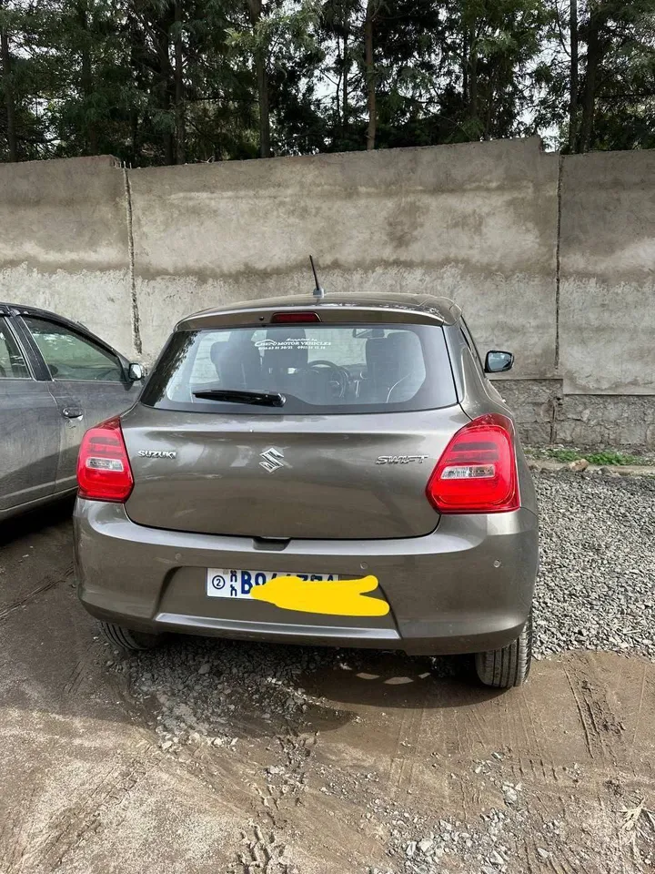 Suzuki Swift 2021 Automatic – photo 4