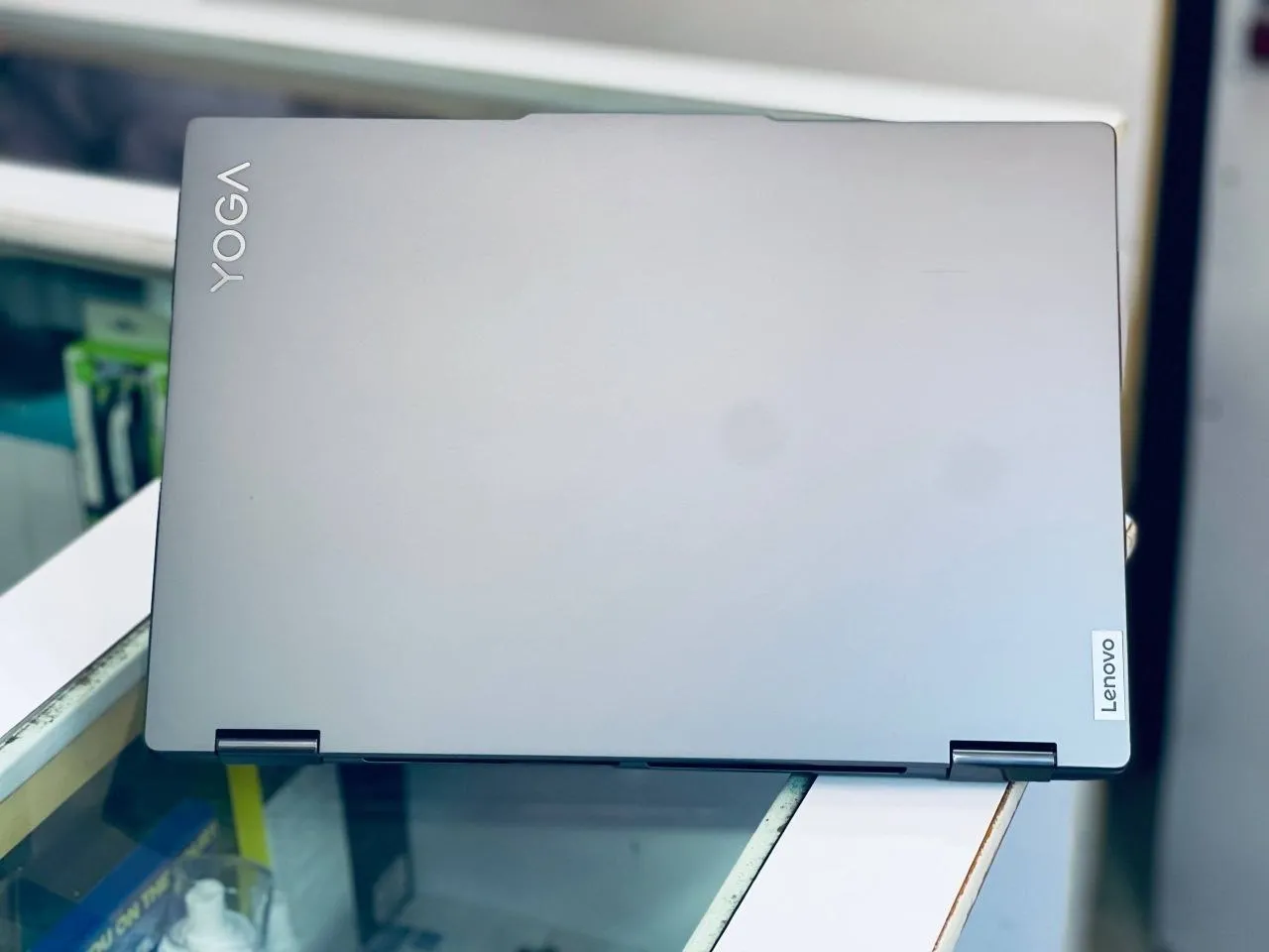 Lenovo Yoga Ultra 7 Laptop – photo 3