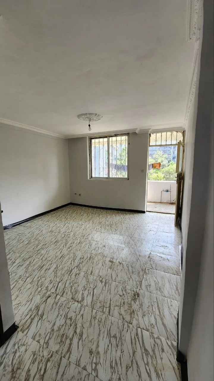 One Bedroom Summit Condominium 47sqm – photo 4