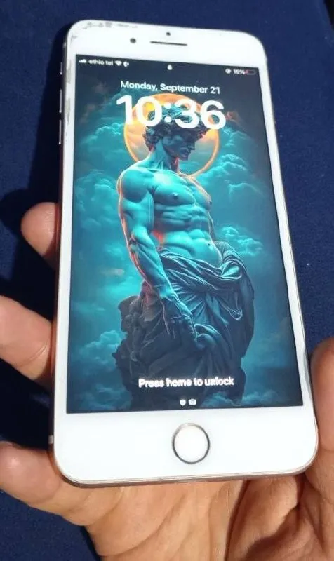 iPhone 8 Plus 64GB – photo 3