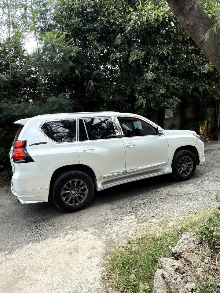 Toyota Landcruiser Prado 2014 – photo 3
