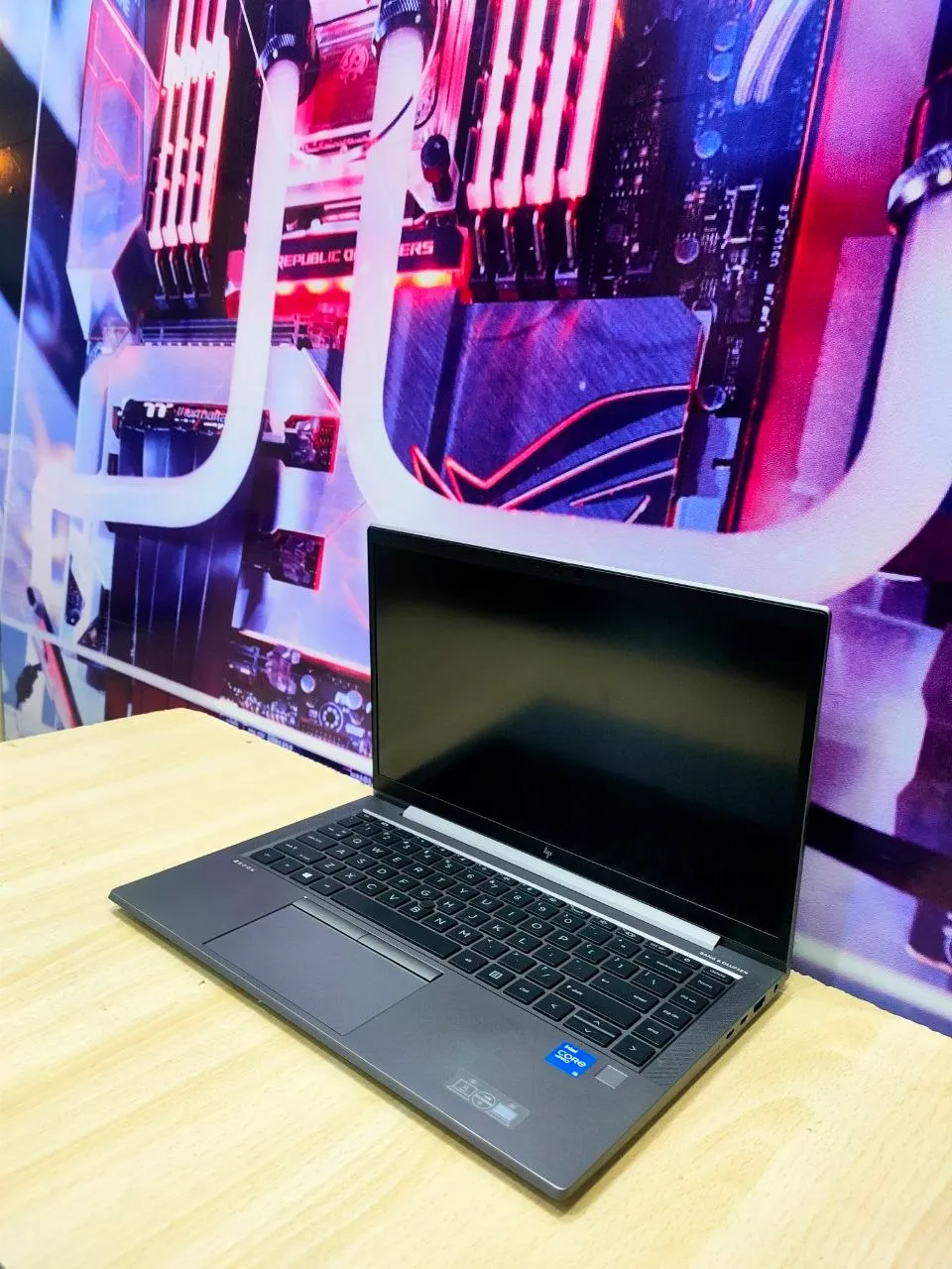 HP ZBook G8 i5 16GB 512GB – photo 3