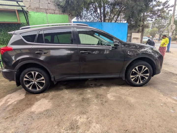Toyota RAV4 2015 Automatic – photo 4