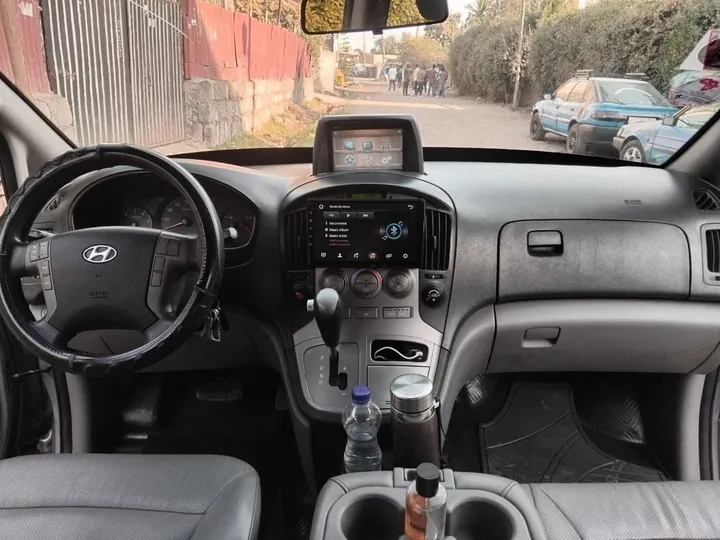 Hyundai Starex 2015 Automatic Van – photo 4