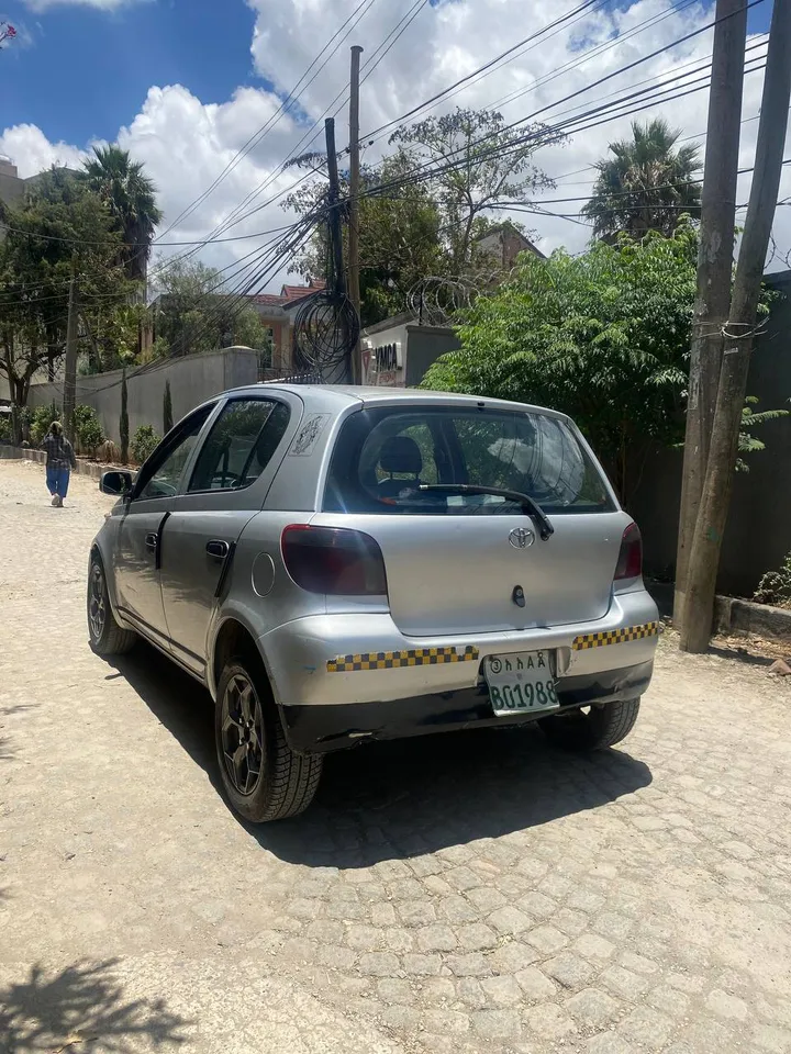 Toyota Vitz 2001 Automatic – photo 5